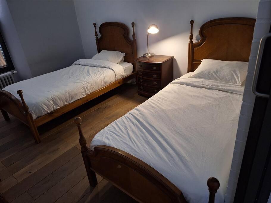 Casa Bajo El Acueducto Con Plaza De Garaje Villa Segovia Dış mekan fotoğraf